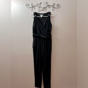 White House Black Market New black pant suit. Size 4